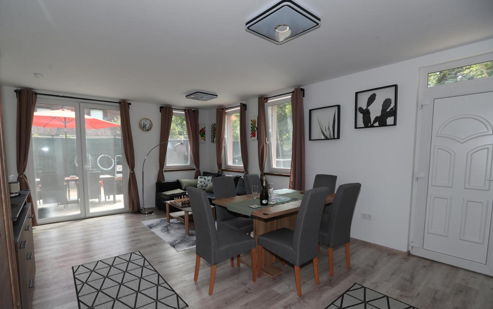 Four Flowers Apartman Siófok Esterno foto