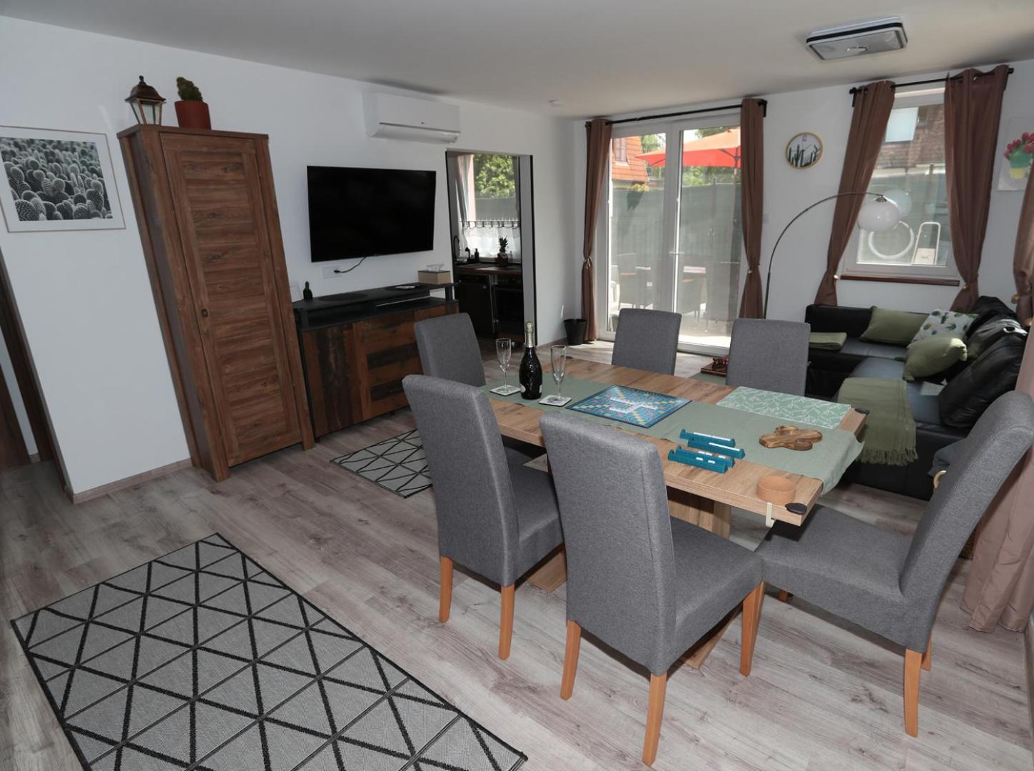 Four Flowers Apartman Siófok Esterno foto