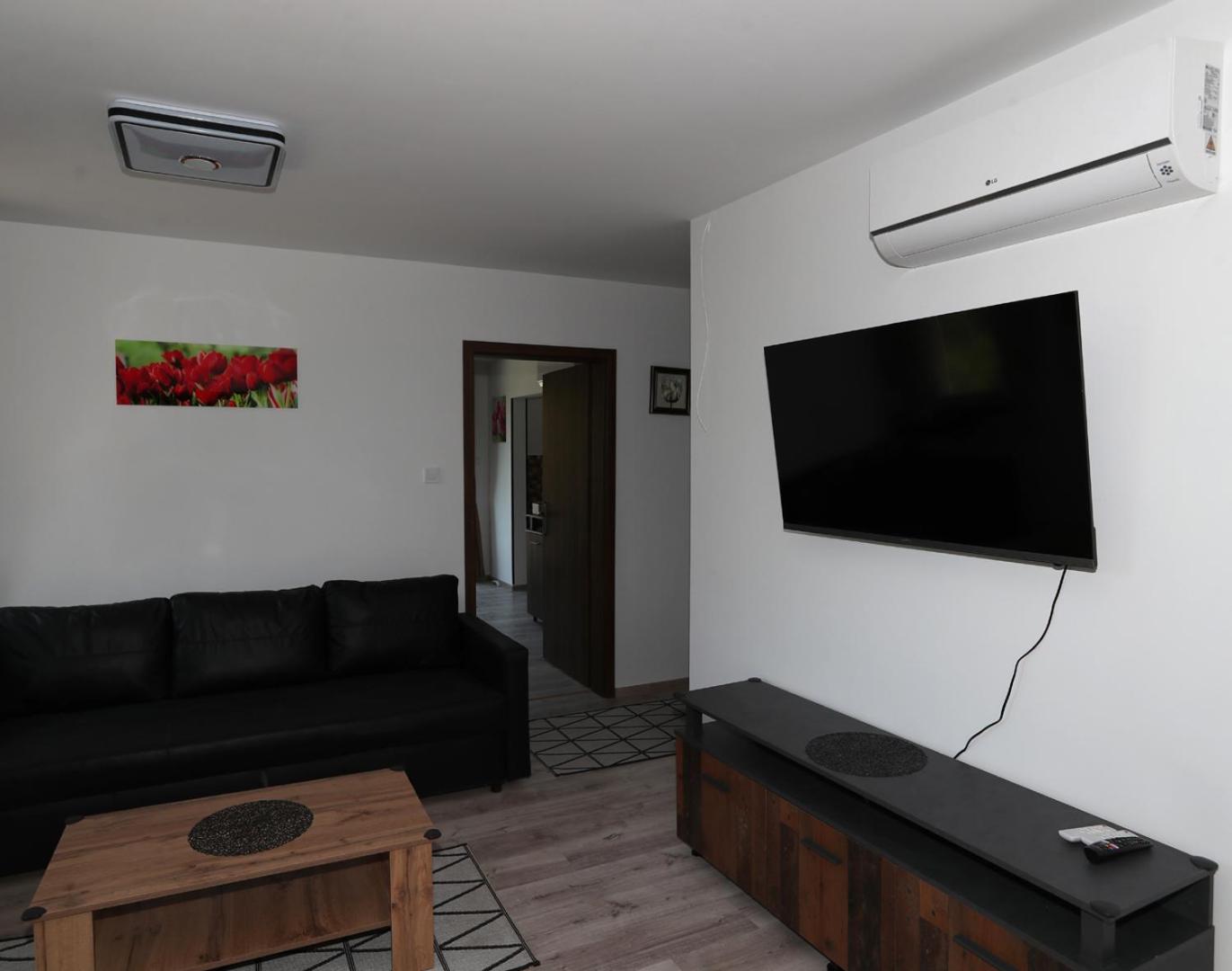 Four Flowers Apartman Siófok Esterno foto